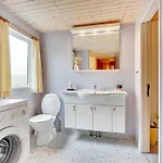 Leny - 450m To The Fjord By Interhome