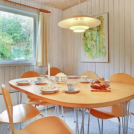 Leny - 450m To The Fjord By Interhome *