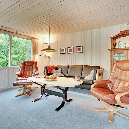 Leny - 450m To The Fjord By Interhome Feriehus